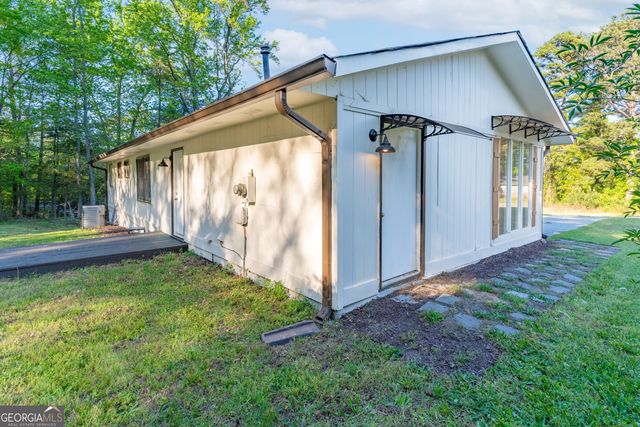 2290 Pinetree Lane NE, Conyers, GA 30012
