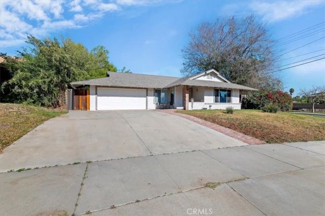 5865 Green Valley Street, Riverside, CA 92504