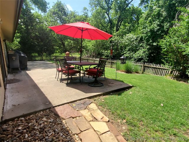 9336 S Lakewood Avenue, Tulsa, OK 74137