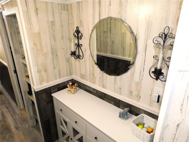 37320 8TH AVENUE, Zephyrhills, FL 33542