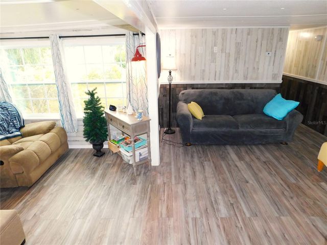 37320 8TH AVENUE, Zephyrhills, FL 33542