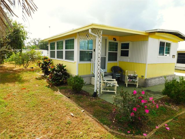 37320 8TH AVENUE, Zephyrhills, FL 33542