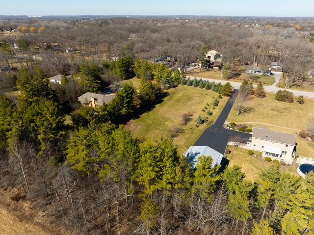 23901 W Grass Lake Road, Antioch, IL 60002