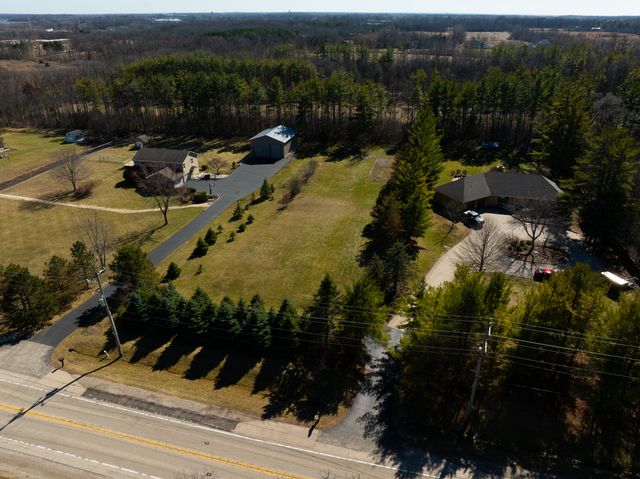 23901 W Grass Lake Road, Antioch, IL 60002