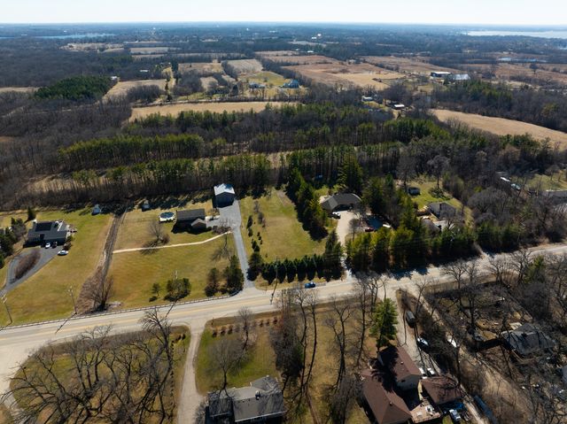 23901 W Grass Lake Road, Antioch, IL 60002