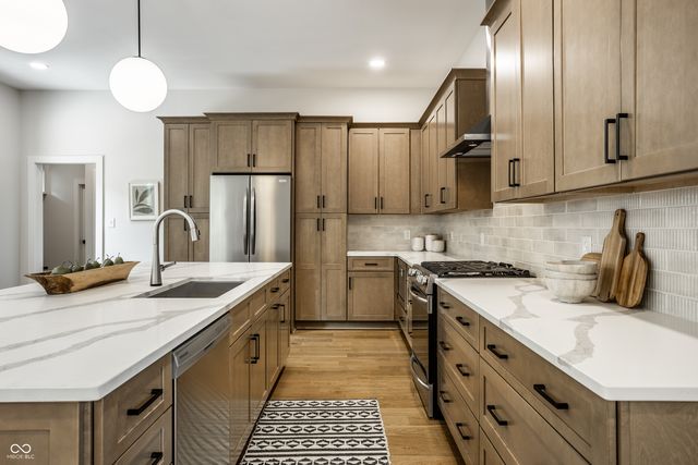 3868 N Park Avenue, Indianapolis, IN 46205