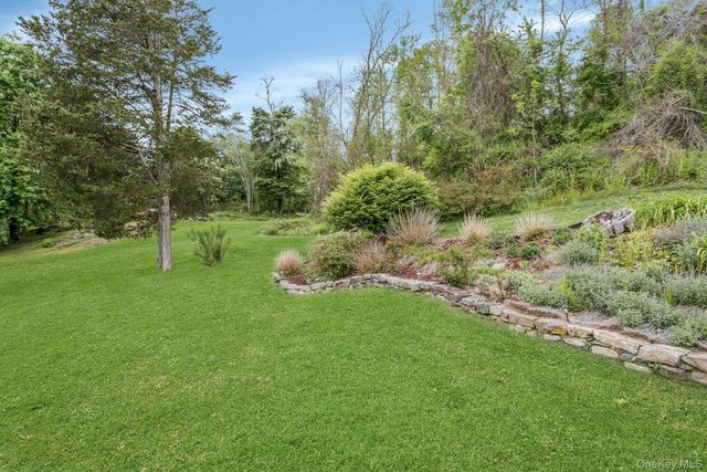 31 Spring Street S, South Salem, NY 10590