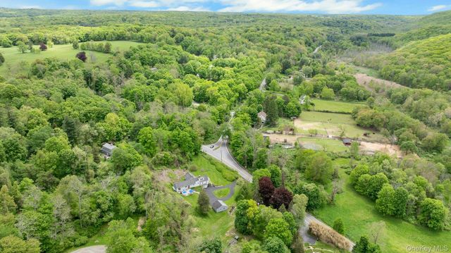 31 Spring Street S, South Salem, NY 10590