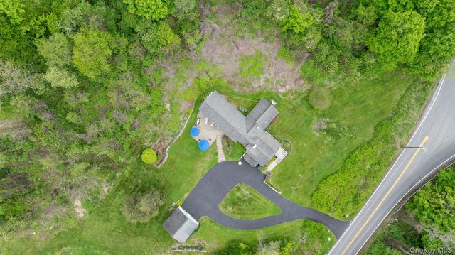 31 Spring Street S, South Salem, NY 10590