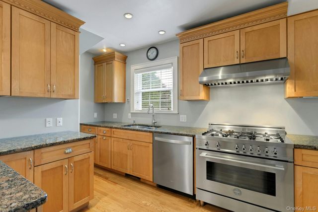 31 Spring Street S, South Salem, NY 10590