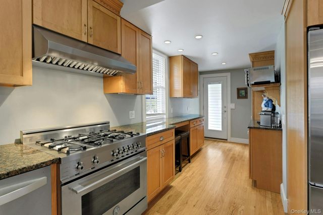31 Spring Street S, South Salem, NY 10590