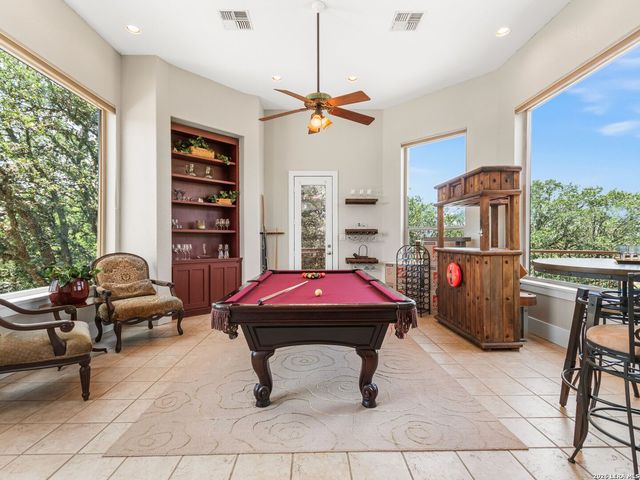 31360 WILD OAK HL, Fair Oaks Ranch, TX 78015