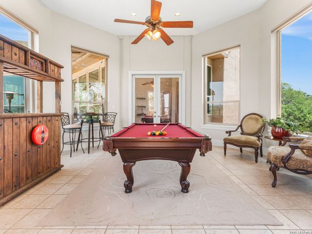 31360 WILD OAK HL, Fair Oaks Ranch, TX 78015