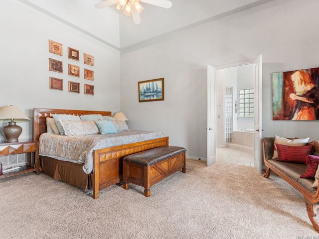 31360 WILD OAK HL, Fair Oaks Ranch, TX 78015