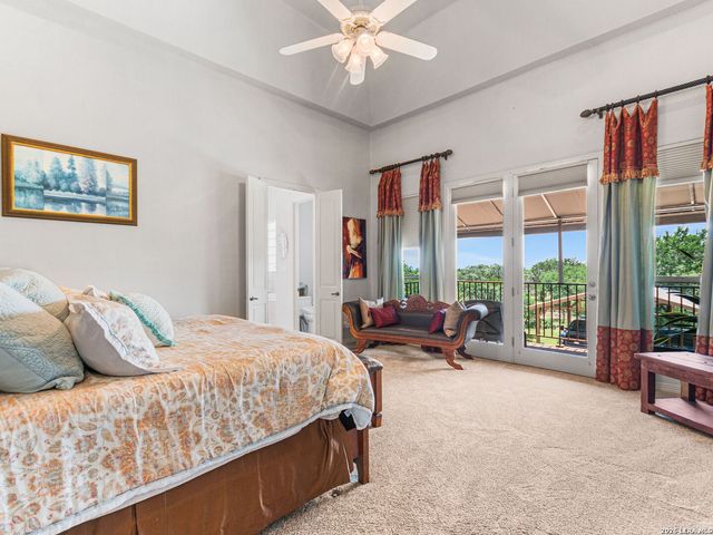 31360 WILD OAK HL, Fair Oaks Ranch, TX 78015