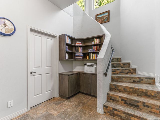 31360 WILD OAK HL, Fair Oaks Ranch, TX 78015