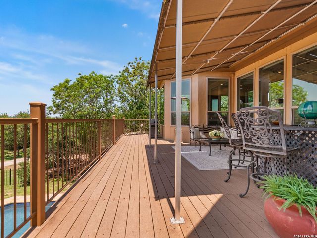 31360 WILD OAK HL, Fair Oaks Ranch, TX 78015