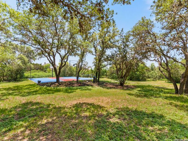31360 WILD OAK HL, Fair Oaks Ranch, TX 78015