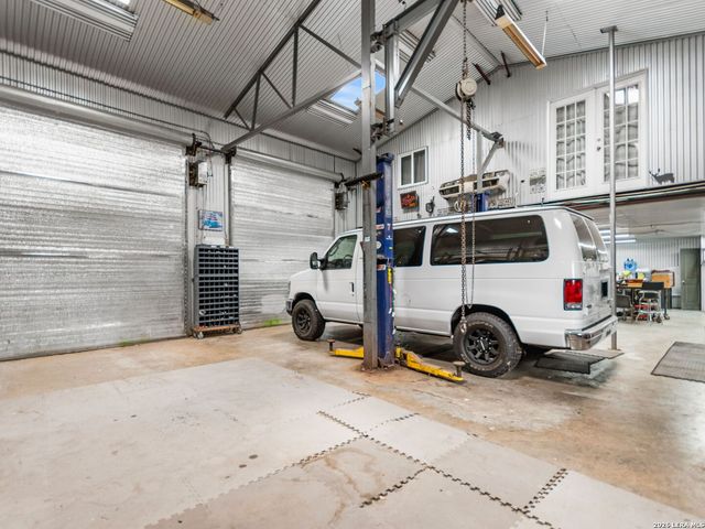 31360 WILD OAK HL, Fair Oaks Ranch, TX 78015