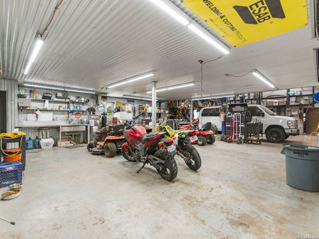 31360 WILD OAK HL, Fair Oaks Ranch, TX 78015