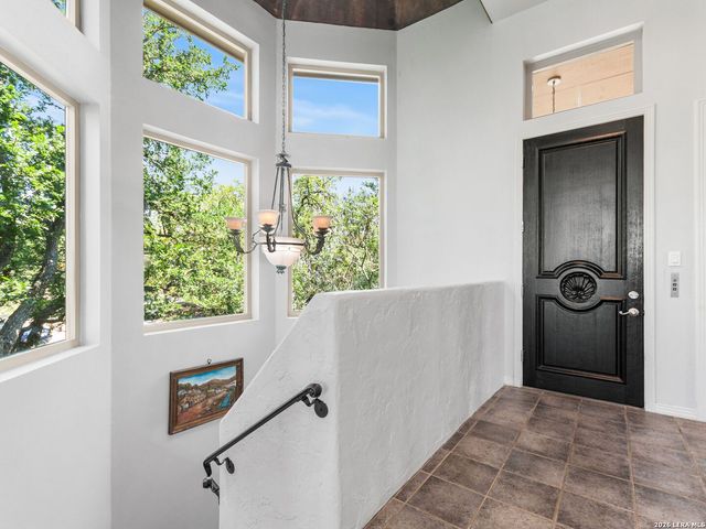 31360 WILD OAK HL, Fair Oaks Ranch, TX 78015