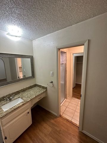 733 Toni Drive, Hurst, TX 76054