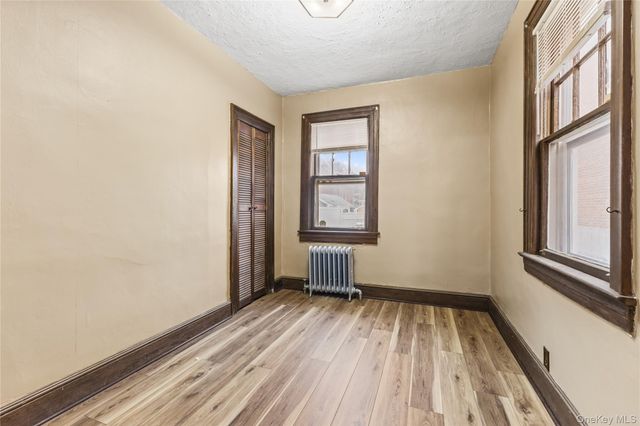 6117 165th Street, Fresh Meadows, NY 11365