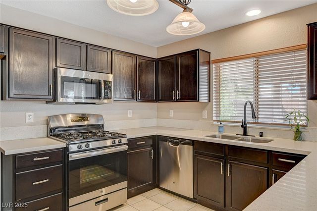 688 Emerald City Ave Avenue, Las Vegas, NV 89183