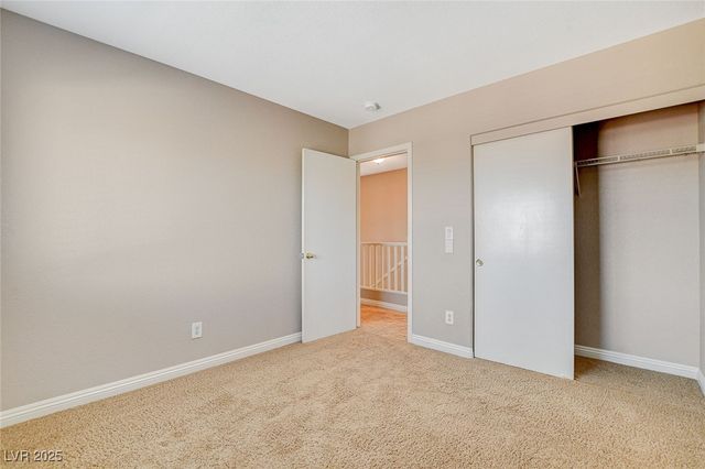 688 Emerald City Ave Avenue, Las Vegas, NV 89183