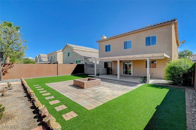 688 Emerald City Ave Avenue, Las Vegas, NV 89183