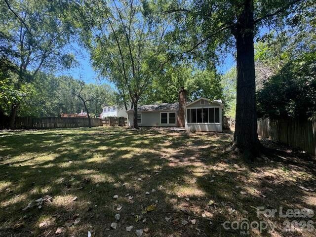 11515 Five Cedars Road, Charlotte, NC 28226