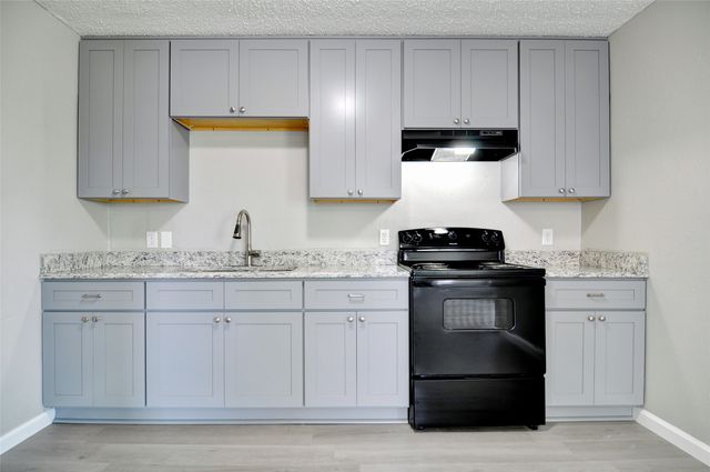 5909 Whittlesey Road, Fort Worth, TX 76119