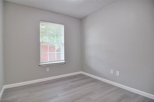 5909 Whittlesey Road, Fort Worth, TX 76119