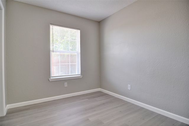 5909 Whittlesey Road, Fort Worth, TX 76119