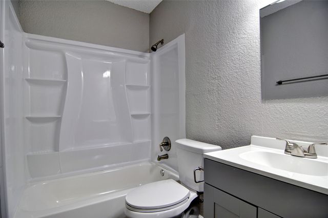 5909 Whittlesey Road, Fort Worth, TX 76119