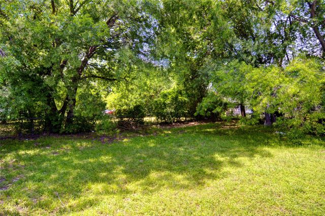 5909 Whittlesey Road, Fort Worth, TX 76119