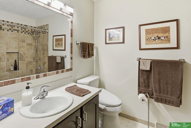 2608 Gindy Drive, Bellevue, NE 68147