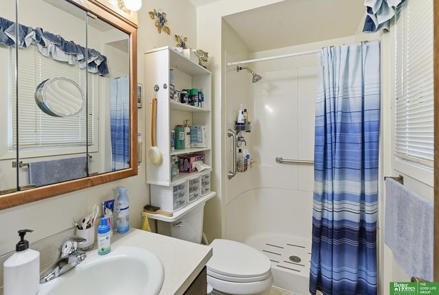 2608 Gindy Drive, Bellevue, NE 68147