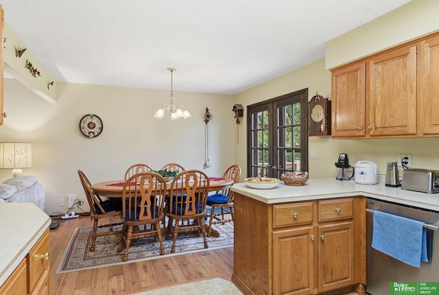 2608 Gindy Drive, Bellevue, NE 68147