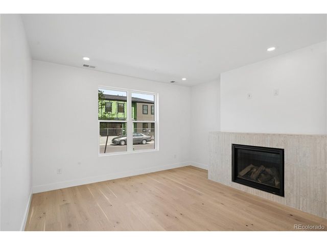 6416 Quitman Ct, Arvada, CO 80003