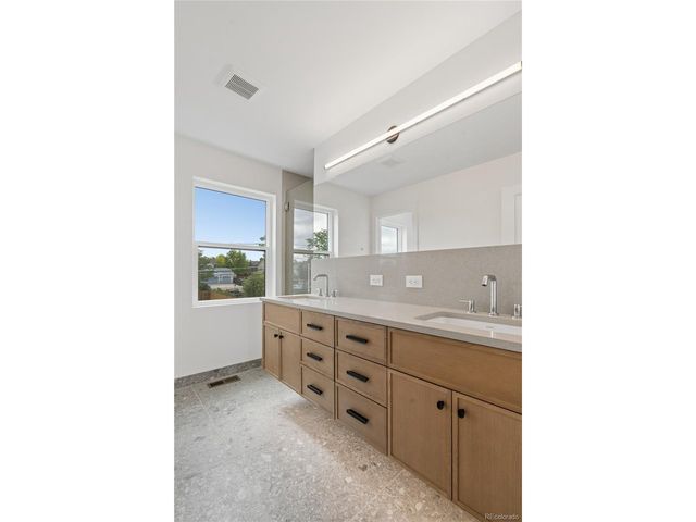 6416 Quitman Ct, Arvada, CO 80003
