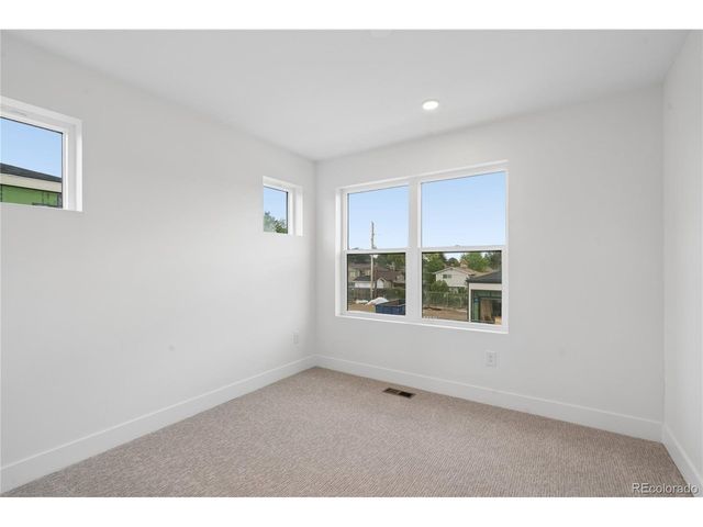 6416 Quitman Ct, Arvada, CO 80003