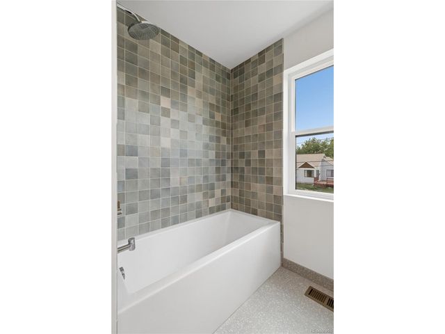 6416 Quitman Ct, Arvada, CO 80003