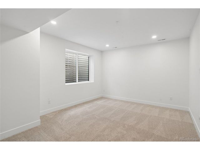 6416 Quitman Ct, Arvada, CO 80003