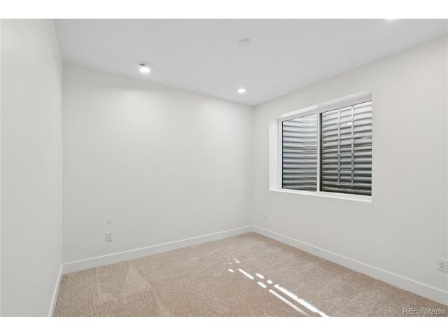 6416 Quitman Ct, Arvada, CO 80003