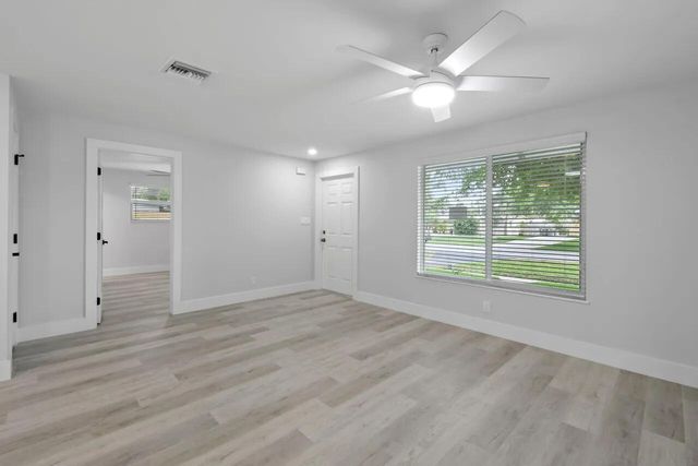12091 Colony Avenue, Palm Beach Gardens, FL 33410