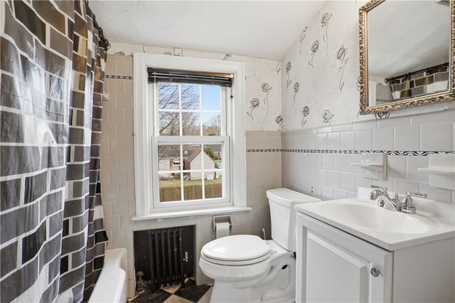 251 West Shore Road, Warwick, RI 02889