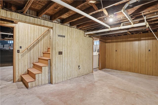 251 West Shore Road, Warwick, RI 02889