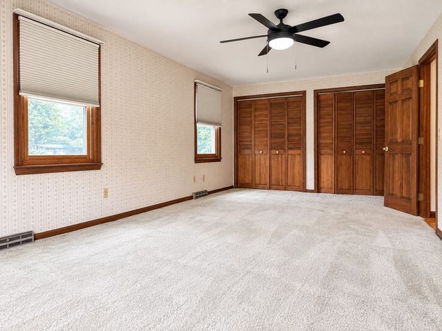 138 Slate Rd, Chicopee, MA 01020