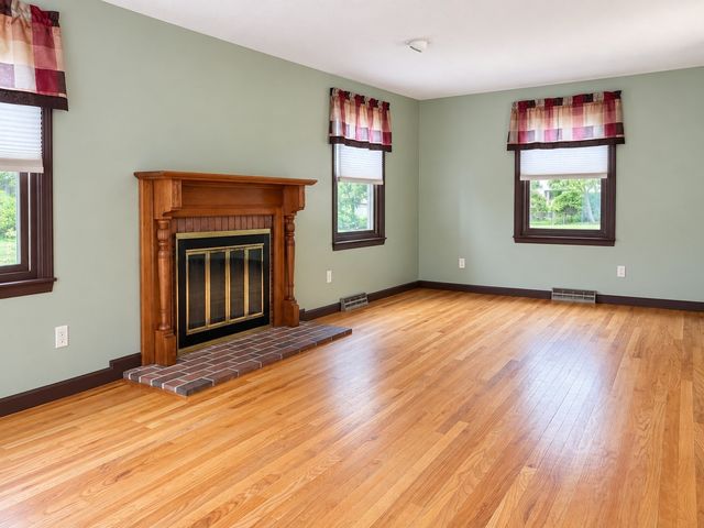 138 Slate Rd, Chicopee, MA 01020